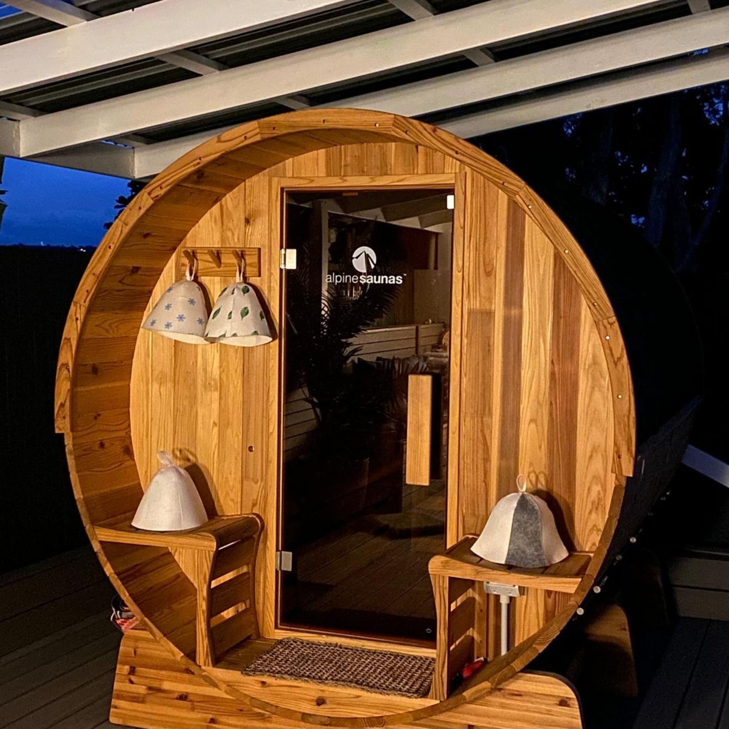 1hr - Sauna & Cold Plunge